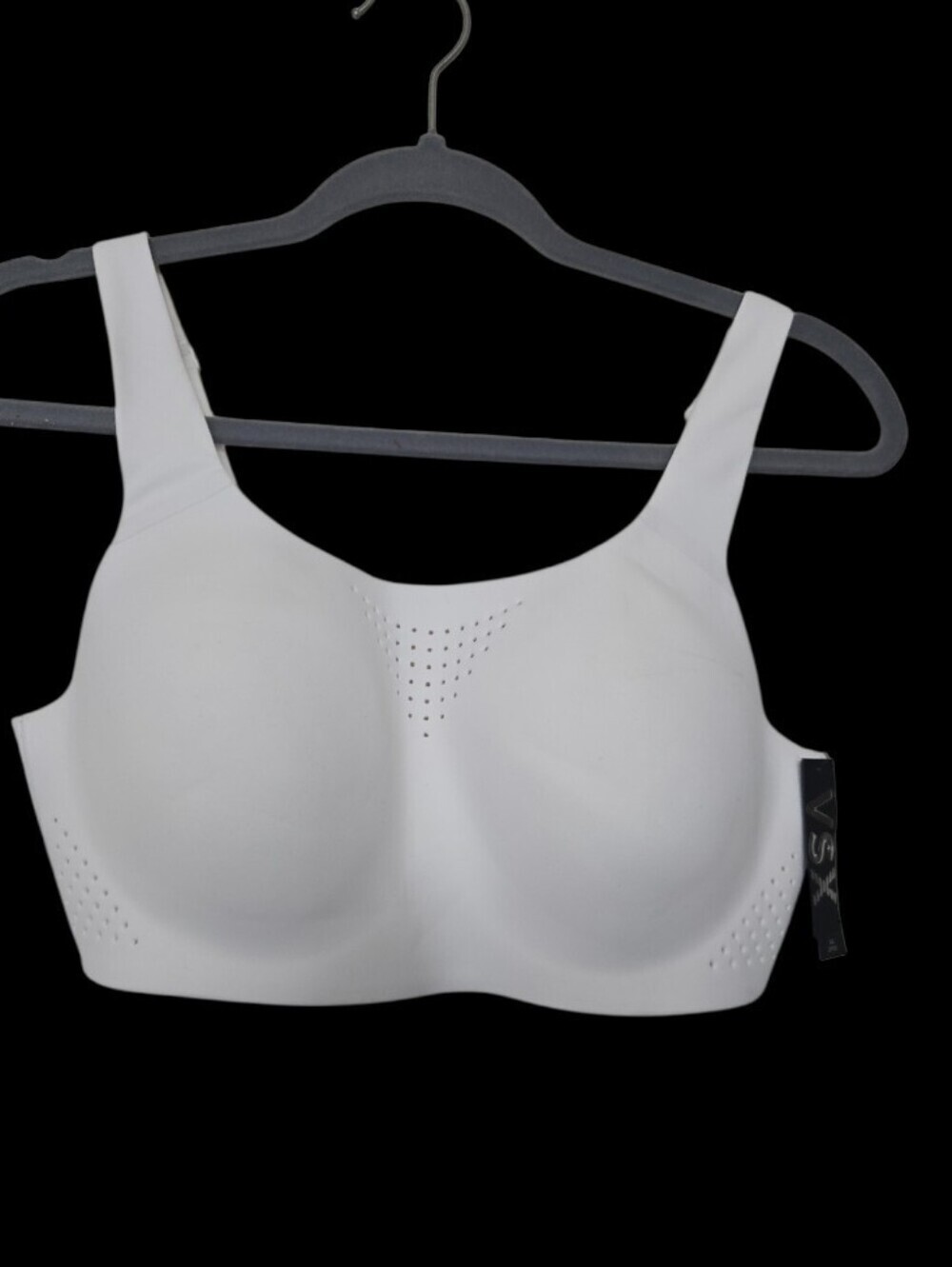 NWT Victoria Secret Seamless White Wireless Comfort Bra -.Size 36 C